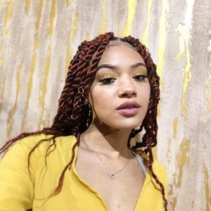 Meet your Posher, Zoe